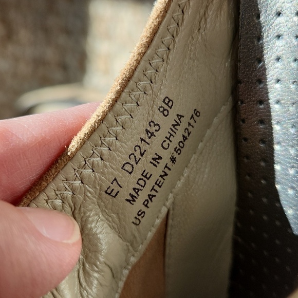 Cole Haan Air Brown Leather Tassel Performance Slides Shoes Women Sz 8B - Picture 11 of 15